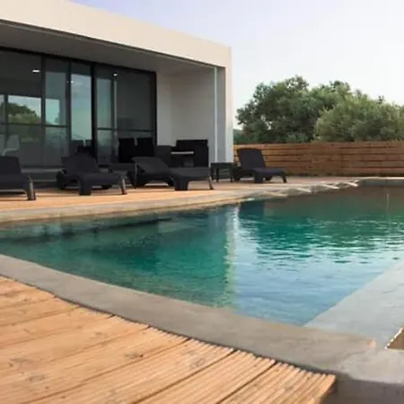 Anicca, Holiday home *