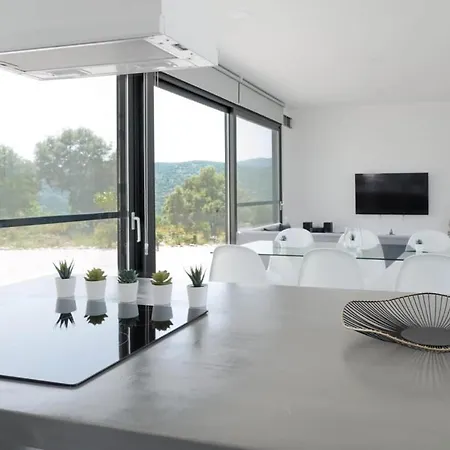 Anicca, Holiday home *